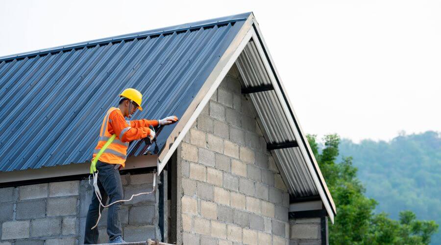 Professional gutter cleaning in Chincoteague Island, VA